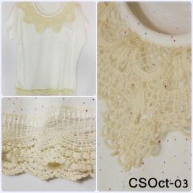 เสื้อยืดสีขาวลายจุด  แต่งปกถัก