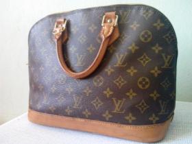 ขาย LOUIS VUITTON กระเป๋าหลุยส์ วิตตอง โมโนแกรม Alma แท้ สภาพดี