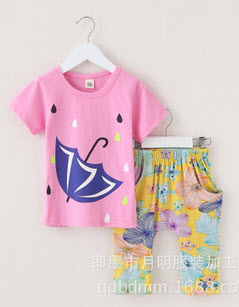 เสื้อผ้าเด็ก ชุดเซ็ตลายร่มสีชมพูสดใสพร้อมกางเกงลายดอกสุดเปรี้ยว