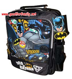 กระเป๋าเป้ Batman 13 นิ้ว สีดำ แบทแมน มีไฟกระพริบ กระเป๋านักเรียน กระเป๋าสะพาย กระเป๋าอนุบาล การ์ตูน ลิขสิทธิ์ พร้อมส่ง รหัส bckpckbat007