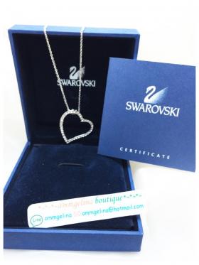 ขาย Swarovski Open Heart Crystal Pavé Pendant ☆ Used like New