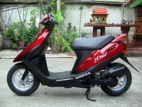 ขาย HONDA DIO AF27 เครื่องยนต์ 50 cc รถมือ 2 รถนำเข้าจากญี่ปุ่น สภาพสวยมาก ขับง่าย ๆ  เกียรออโต สตาร์มือ เท้า ประหยัดน้ำมัน มีรูปให้ชม