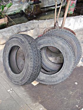 ยางเก่าสภาพเยี่ยม