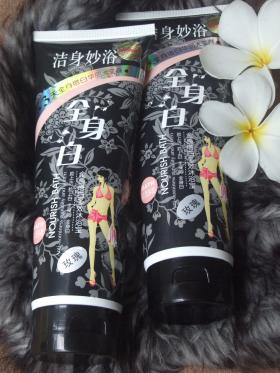 โฟมอาบน้ำ พอกตัวขาว boya agogo 7วันขาวใสชัดเจน