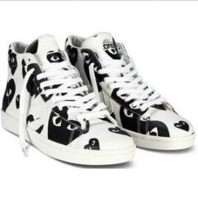 ขาย Play Comme Des Garcons 2013