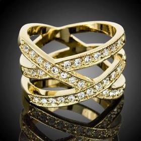 แหวน 18K Gold ประดับคริสตัล Swarovski แท้
