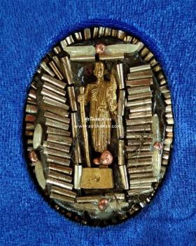 ล็อกเก็ตรูปเหมือนจัมโบ้ใหญ่พิเศษ พิมพ์รูปไข่ ฝังตะกรุด 124 ดอก {ปล่อยขาดทุน..ราคาถูกสุดๆ ๆ  !!}